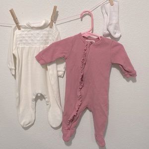 Rabbit and bear zipper pjs